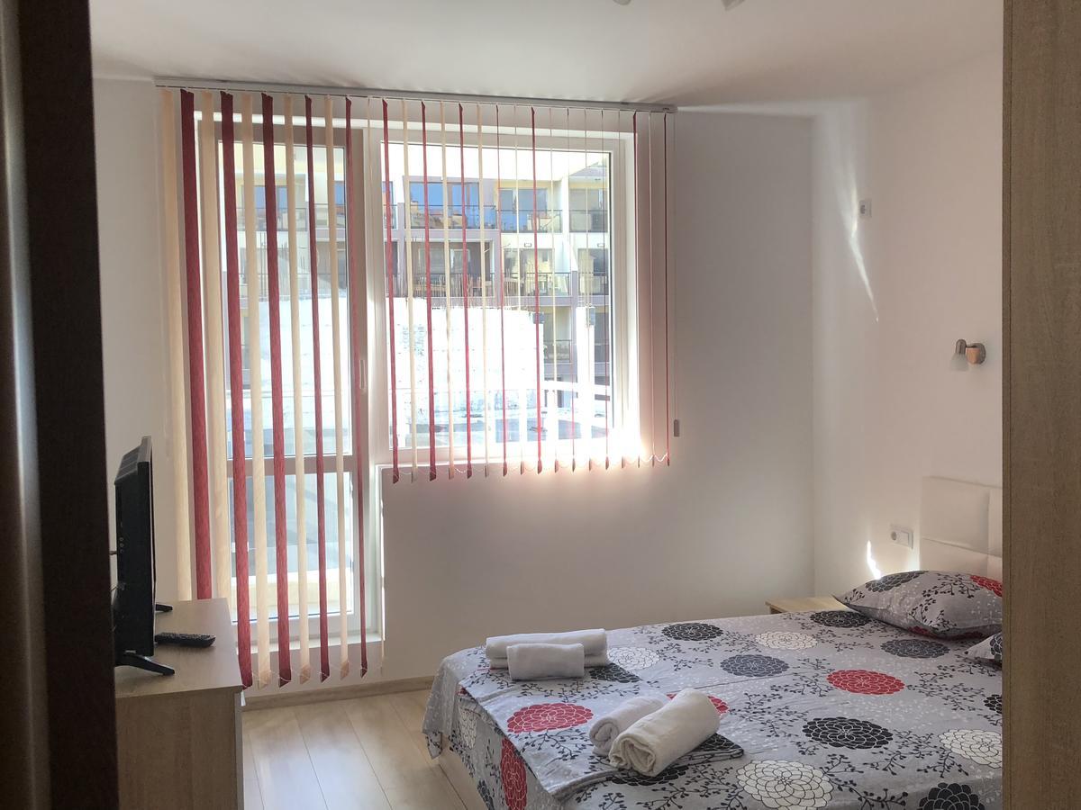 Apartamenti Eli ポモリエ エクステリア 写真
