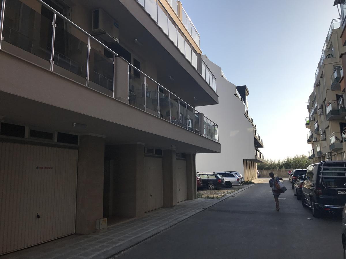 Apartamenti Eli ポモリエ エクステリア 写真