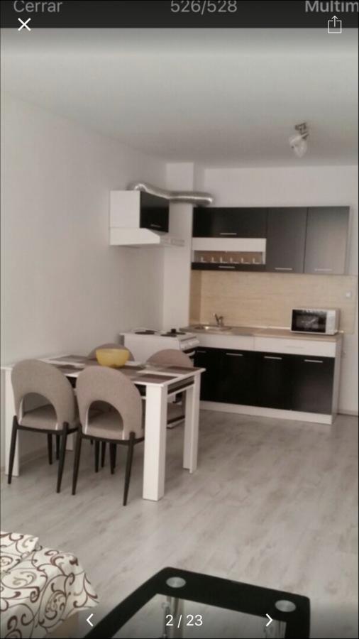 Apartamenti Eli ポモリエ エクステリア 写真