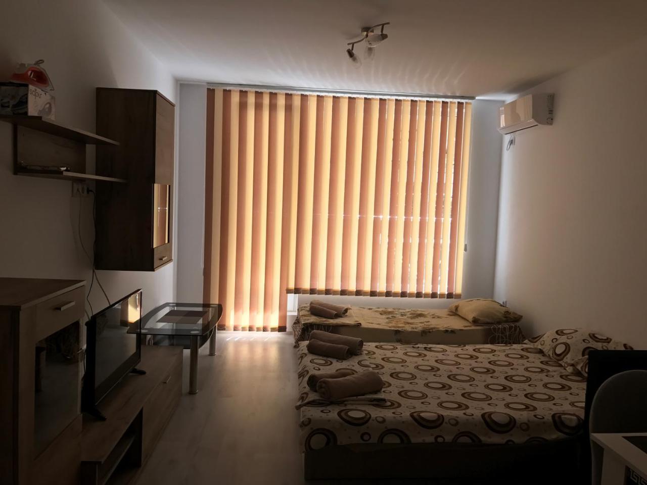 Apartamenti Eli ポモリエ エクステリア 写真